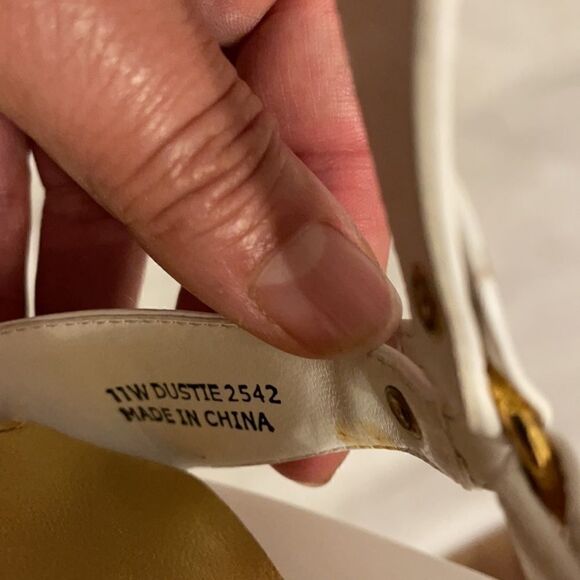 FRESCO BY PIERRE WHITE/GOLD LEOPARD WEDGE SANDALS. NEW - Picture 9 of 9